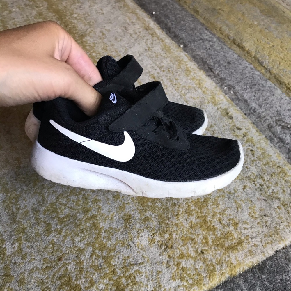 Toddler Nikes size 10